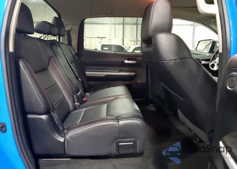 2019 Toyota Tundra Crewmax Sr5 z USA, uszkodzony, nr VIN 5TFDY5F11KX792824